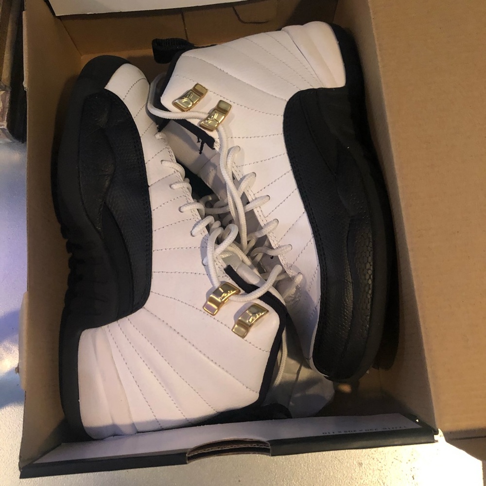 Taxi’s Retro 12 - Great condition